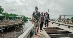 Sandiaga Uno ke Bangka Belitung, Jelajahi Desa Batu Itam hingga Makan Nasi Gemuk
