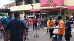 Polresta Solo Gelar Rekontruksi Kasus Premanisme di Kantor BPR Adipura