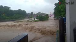 Video Debit Air Banjir Kanal Timur Semarang Naik, Pemukiman Warga Terendam