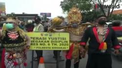 Video Gatotkaca Turun ke Jalan di Sidoarjo Tegur Pelanggar Protokol Kesehatan