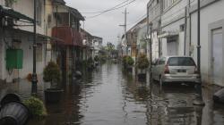 Kondisi Kawasan Kota Lama Semarang Masih Terendam Banjir