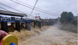 Warga Jakarta Harus Waspada, Tinggi Muka Air Bendung Katulampa Naik Siaga 3 