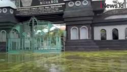 Video Panti Maunatul Mubarok di Demak Terendam Banjir, Puluhan Pengidap Gangguan Jiwa Belum Mengungsi<
