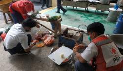 Pemkot Jaksel Salurkan Bantuan Logistik ke Ratusan Warga Terdampak Banjir