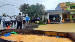 PLN Jabar Pastikan Jaringan Listrik 4 Daerah Terdampak Bencana Banjir Telah Pulih<