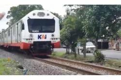 Hari Ini KRL Resmi Beroperasi, Prameks Yogya-Solo Pensiun
