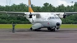 Pesawat CN-235 Milik TNI AU Uji Coba Pendaratan Perdana di Bandar Udara Kuabang Kao Halut
