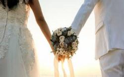 Sesalkan Promo Pernikahan Dini, WCC: Efeknya Kesehatan dan KDRT<