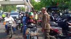 Video Penyekatan dan Rapid Tes Antigen di Perbatasan Sidoarjo