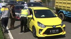 Keluar Tol Cileunyi, Sopir dan Penumpang Mobil Plat B Wajib Tes Rapid Antigen 
