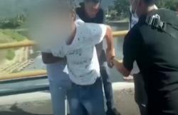 Detik-Detik Polisi Gagalkan Penyelundupan 32 Kg Ganja di Padang