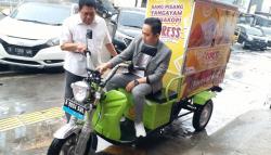 Lebih Ramah Lingkungan dan Efisien, UMKM Didorong Pakai Motor Gerobak Listrik