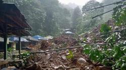 Longsor Terjang Curug Cigentis Karawang, Tempat Wisata Ditutup Sementara <