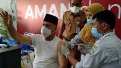 Bupati Aceh Tengah Divaksin Covid, Sempat Tertunda karena Tensi  Darah Tinggi