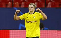 Sungguh Mulia, Ini Alasan Wasit Rumania Minta Tanda Tangan Erling Haaland