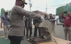 Kejari Lampung Selatan Musnahkan 6 Pucuk Senpi Rakitan dan 2,9 Kg Sabu