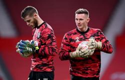 Manchester United Galau, Jual De Gea atau Dean Henderson?
