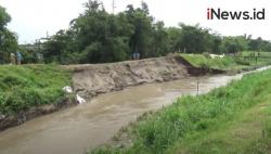 Video Tanggul Sungai Konto Jombang Nyaris Jebol Diterjang Banjir Lahar Dingin Gunung Kelud