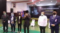 Momen Sandi Jadi Inspektur Pelepasan Jenazah Mantan Menpar I Gede Ardika