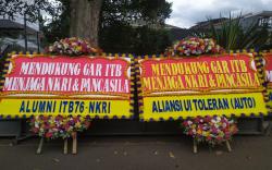 Dukung GAR ITB Jaga NKRI-Pancasila, Karangan Bunga Berdatangan ke Gedung MWA<