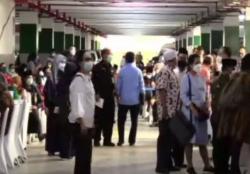Video Ribuan Tokoh Lintas Agama Ikuti Vaksinasi Massal di Masjid Istiqlal<