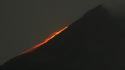 Aktivitas Merapi Masih Tinggi, Muncul Guguran Awan Panas Sejauh 1.500 Meter