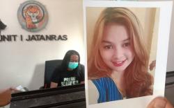 Sudah 5 Hari, SPG Cantik Berambut Pirang Ini Belum Pulang ke Rumah 