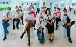 800 Atlet, Pelatih dan Staf Menerima Vaksin Gelombang Pertama