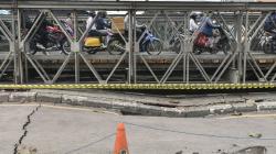 Jalan Ambles, Jembatan Darurat Dibangun di Jalur Pantura untuk Mengurai Kemacetan<