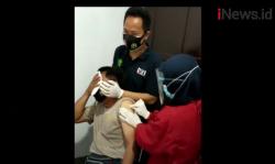 Video Polisi di Tasikmalaya Histeris Takut Divaksinasi Covid-19<