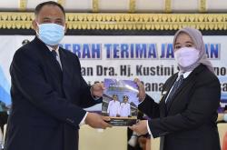 Kustini Tandai Sejarah Baru Bupati Perempuan Pertama di Sleman