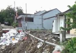 Video Belasan Rumah di Semarang Tertimbun Longsor