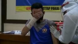 Anggota Polres Subang Tegang dan Girang Disuntik Vaksin Covid-19