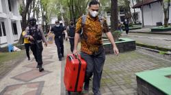 Cari Bukti Suap Nurdin Abdullah, KPK Geledah Kantor Gubernur Sulsel