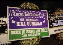 Video Karangan Bunga Penuhi Kediaman Almarhumah Rina Gunawan