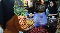 Akibat Cuaca Buruk, Harga Cabai di Cirebon Naik, Tembus Rp55.000 Per Kg<