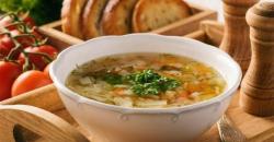 Sup Panas hingga Air Putih Efektif Obati Sinus, Mudah Dilakukan di Rumah