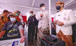 Gubernur Ganjar Sebut Vaksinasi Covid-19 Mandiri Segera Berjalan