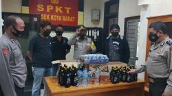 Polsek Kota Barat Amankan Puluhan Botol Miras Cap Tikus 