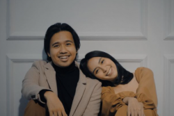 Dilamar Joshua, Clairine Clay Menangis Haru 