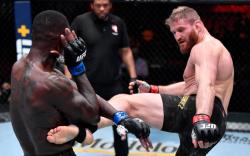 Hajar Israel Adesanya, Jan Blachowicz Dapat Pelukan Hangat dari Khabib Nurmagomedov