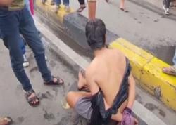 Video Bajaj di Palmerah Jakbar Terguling, Diduga Sopir Mabuk