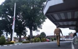 OKU Berduka, Bendera Setengah Tiang Berkibar, MUI Serukan Sholat Ghoib<