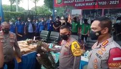 Video Polisi Ringkus 9 Tersangka Kasus Pengedaran Ganja Jaringan Sumatera, 144,5 Ton Ganja Disita