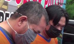 Video Pengedar Uang Dolar AS Palsu Senilai Rp21,5 Miliar Ditangkap di Surabaya