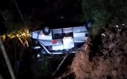 Kronologi Kecelakaan Maut Bus Masuk Jurang di Wado Sumedang<