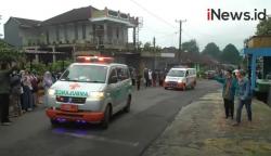 Video Jenazah Korban Kecelakaan Bus Pariwisata di Sumedang Mulai Berdatangan, Keluarga Histeris