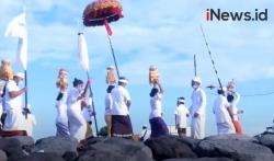 Video Umat Hindu di Bali Ritual Melasti dengan Protokol Kesehatan Ketat