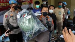 Ini Barang Bukti Pelaku Pembunuhan Berantai di Bogor