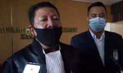 Polda Kalbar Tak Hadir, Sidang Praperadilan Penjual Burung Bayan Ditunda